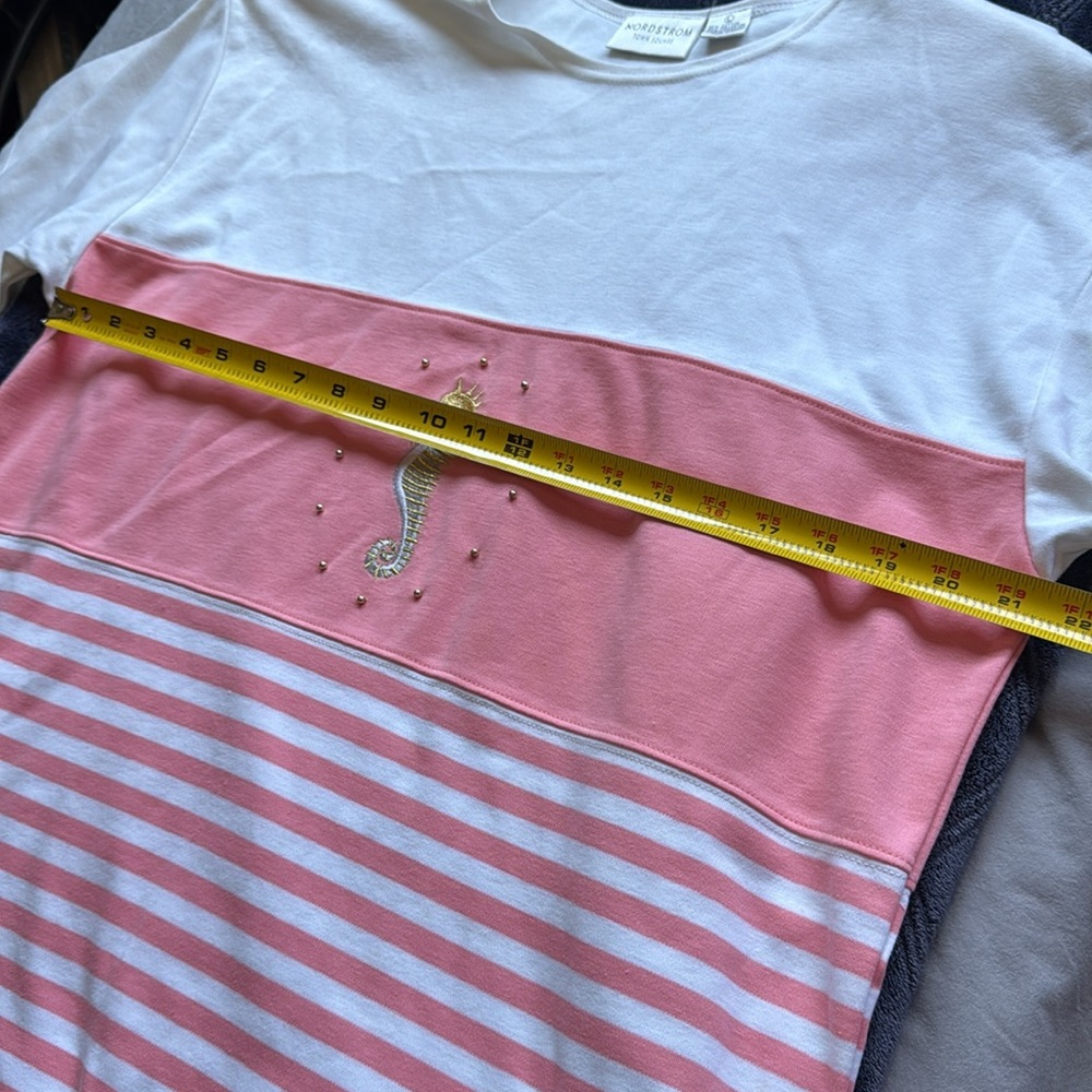 Like New Vintage Nordstrom Town Squate Pink & White Short Sleeves embroidered L - Picture 4 of 7